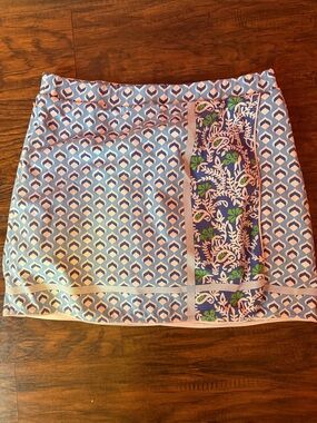 J. McLaughlin Light Blue Geometric & Floral Tennis Skort